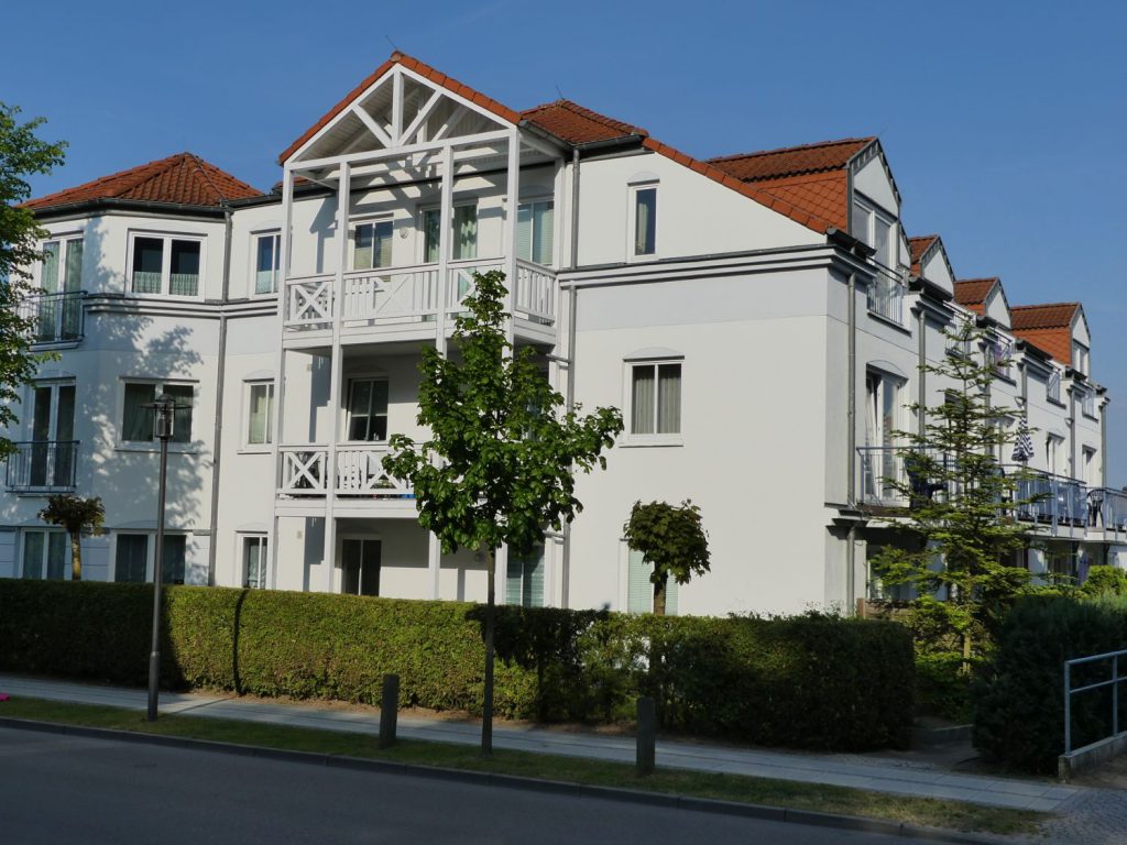 KOJE55 in der FeWo Anlage "Am Stadtwald", Straßenansicht Westseite